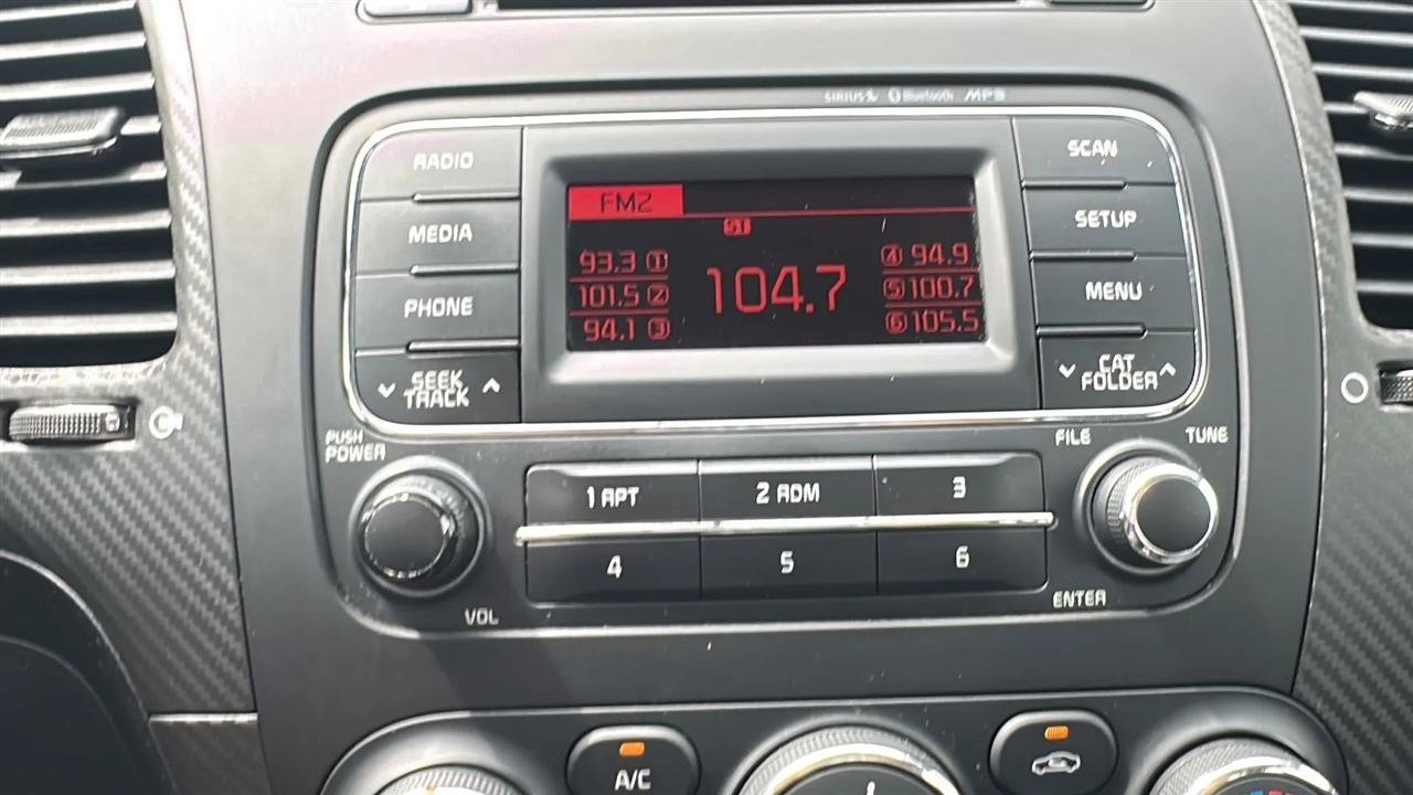 Used 2015 Kia Forte Koup EX FWD image 36