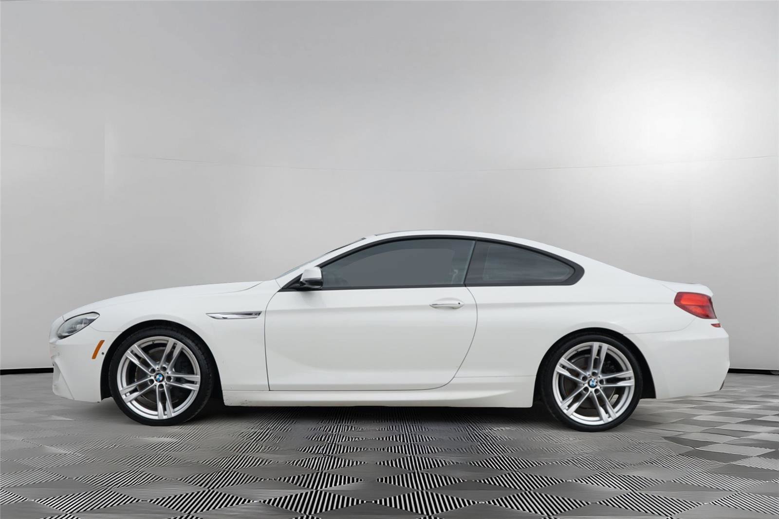 Used 2017 BMW 640i Coupe w/ Executive Package RWD image 7