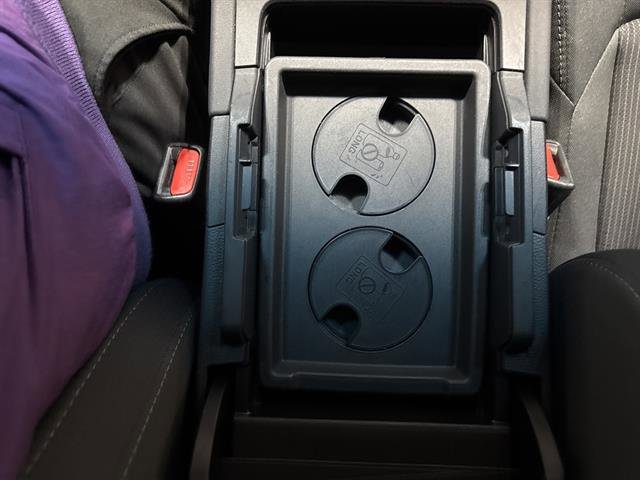 Used 2023 Toyota Venza LE image 14