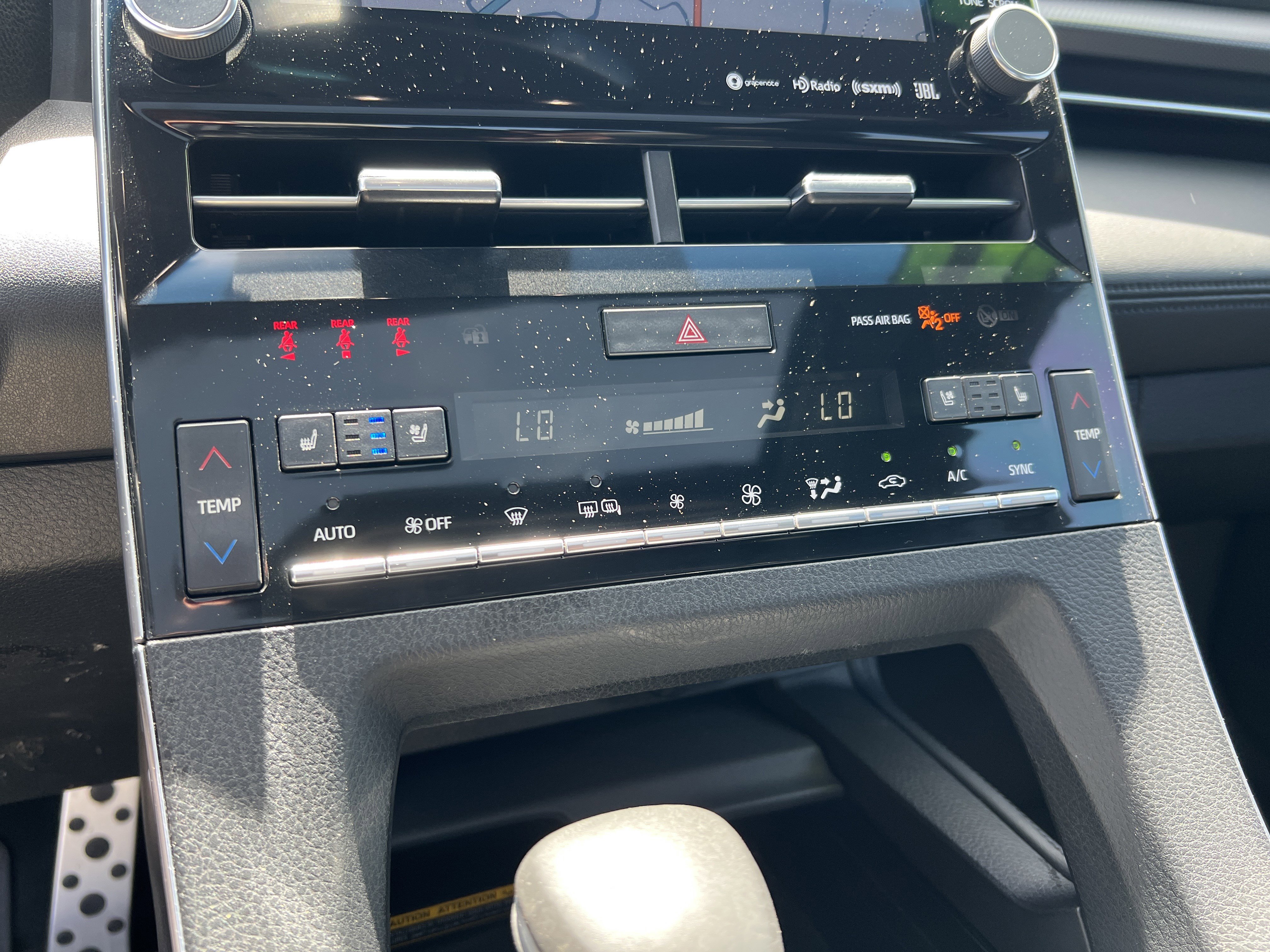 Used 2019 Toyota Avalon Touring FWD image 9