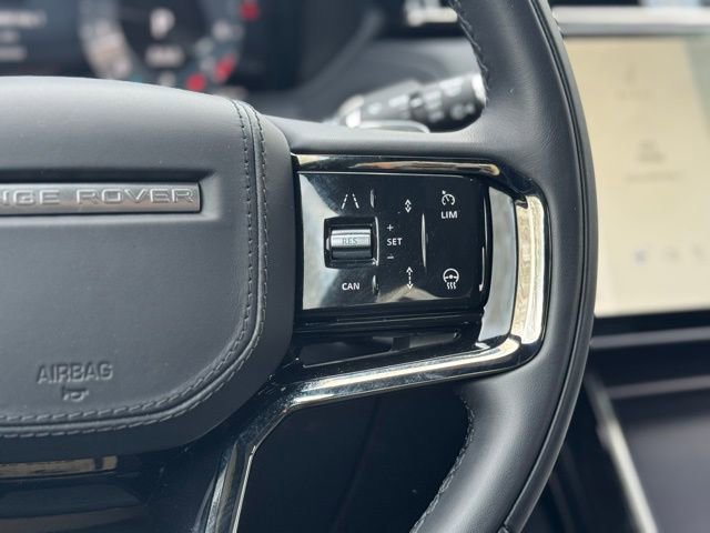 Certified 2026 Land Rover Range Rover Velar Dynamic SE AWD/4WD image 24
