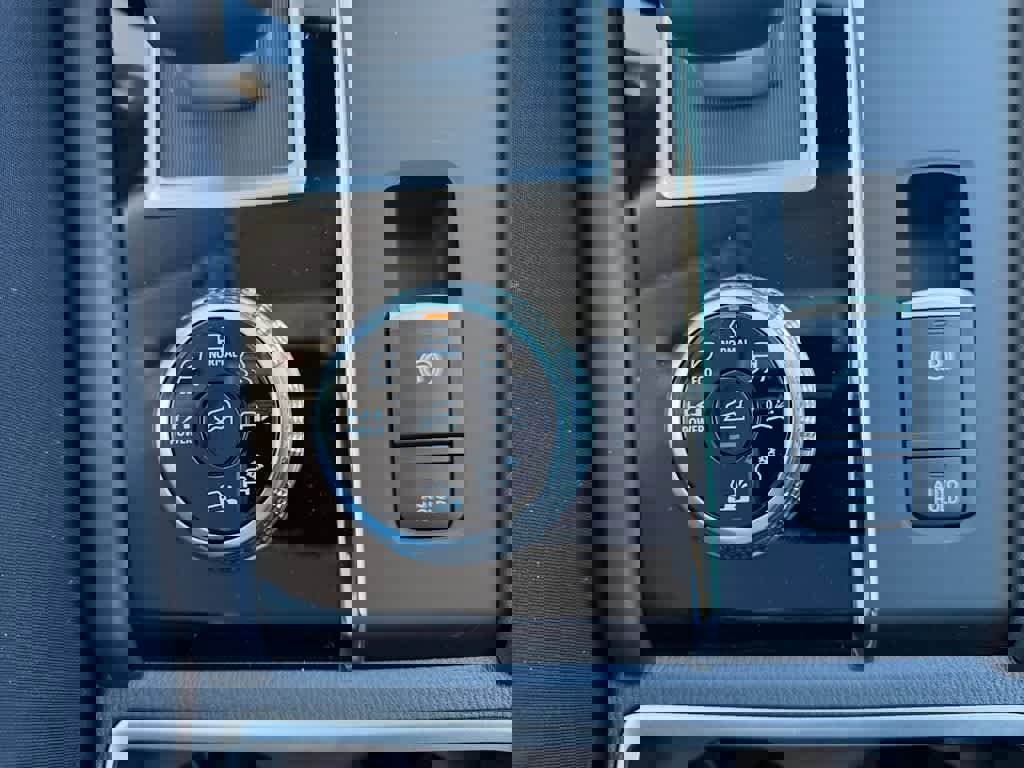 New 2026 Mitsubishi Outlander SEL image 21