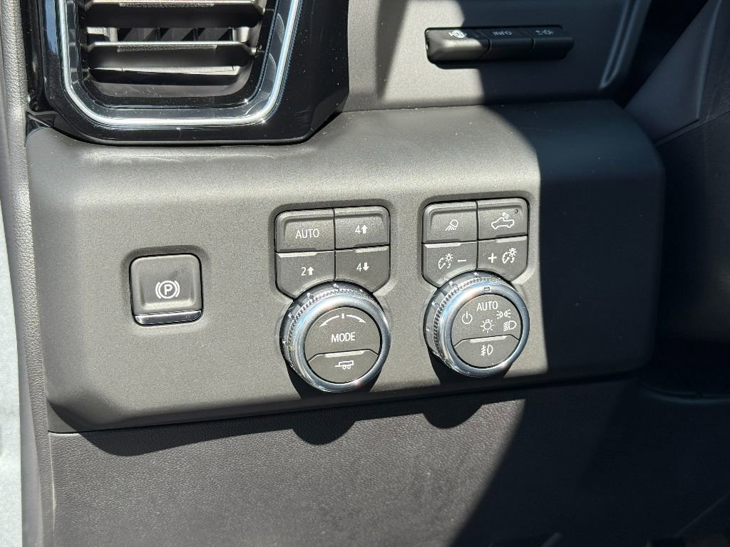 New 2026 GMC Sierra 1500 Denali w/ Denali Reserve Package image 21