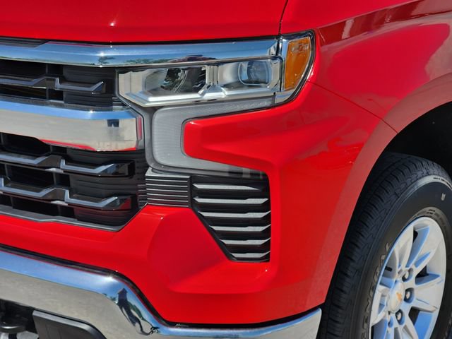 Used 2025 Chevrolet Silverado 1500 LT AWD/4WD image 10
