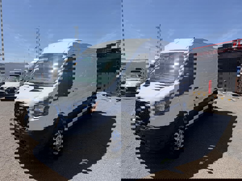Used 2025 Ford Transit 250 148 Medium Roof Extended AWD image 6