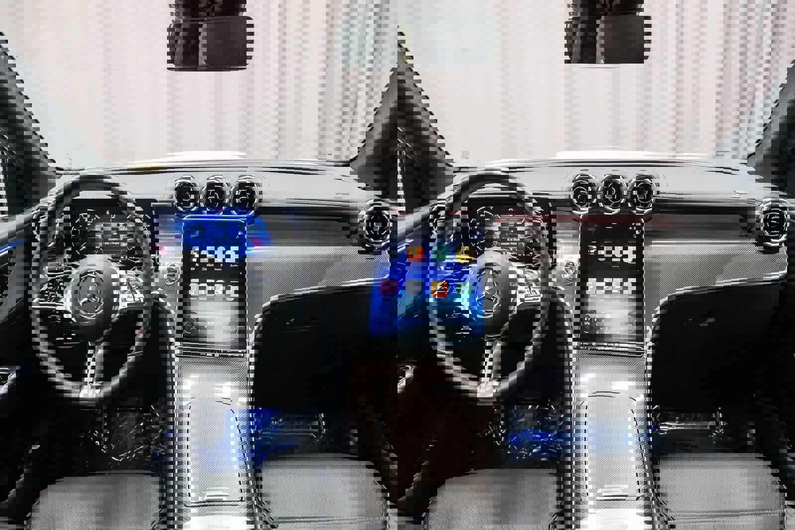 Certified 2025 Mercedes-Benz GLC 300 4MATIC image 13