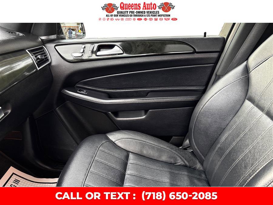 Used 2019 Mercedes-Benz GLE 400 4MATIC image 25