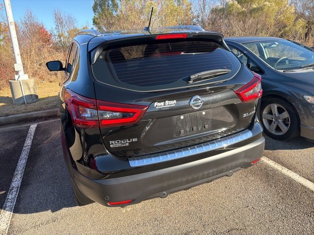 Used 2022 Nissan Rogue Sport SL w/ Premium Package image 13