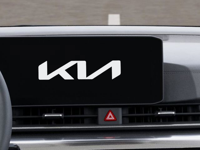 Certified 2025 Kia Carnival SX FWD image 20