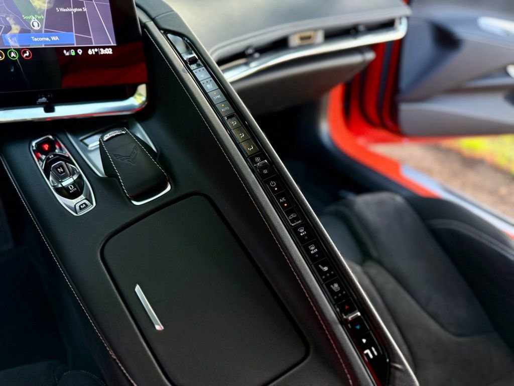 Used 2020 Chevrolet Corvette Stingray Preferred Cpe w/ 2LT Preferred Equipment Group RWD image 48