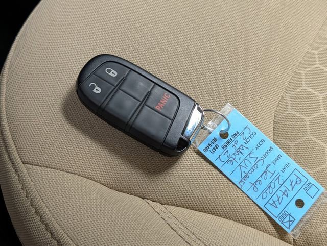 Used 2020 Jeep Compass Sport w/ Cold Weather Group AWD/4WD image 28