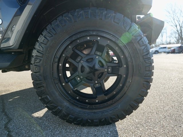 Used 2020 Jeep Wrangler Unlimited Sahara image 30