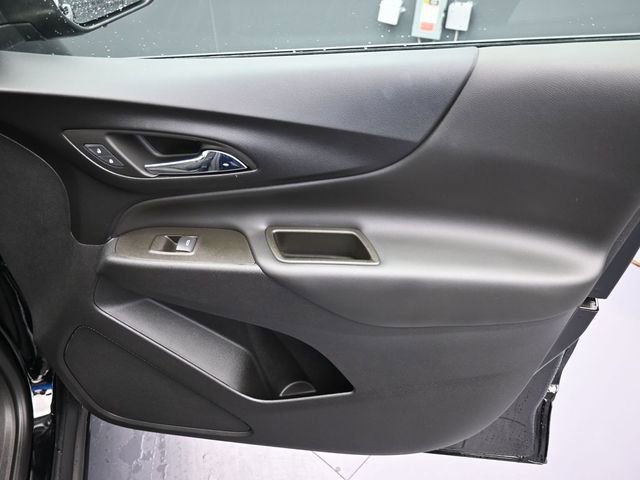 Used 2023 Chevrolet Equinox LT image 24