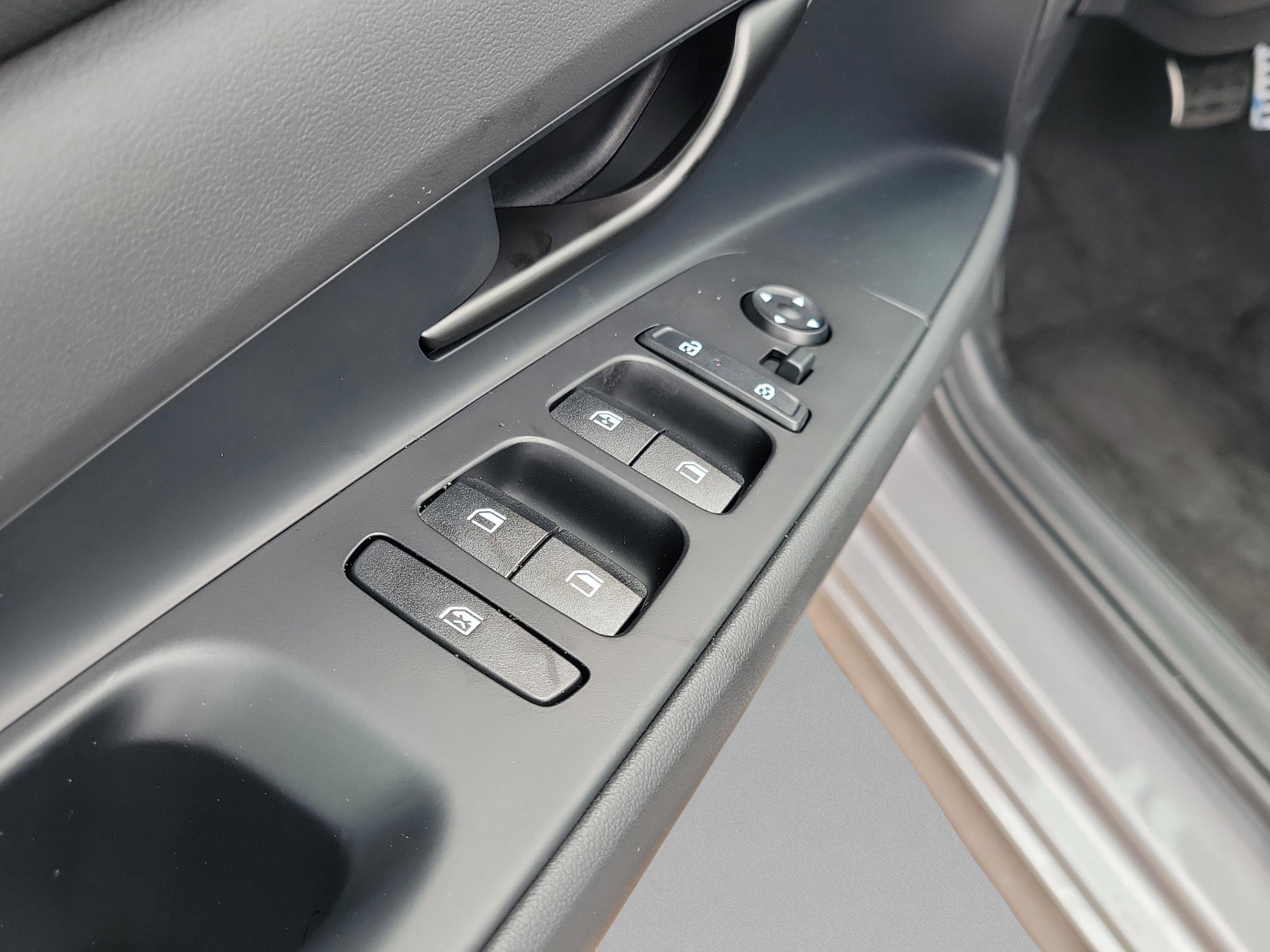 New 2026 Hyundai Elantra SEL Sport image 14