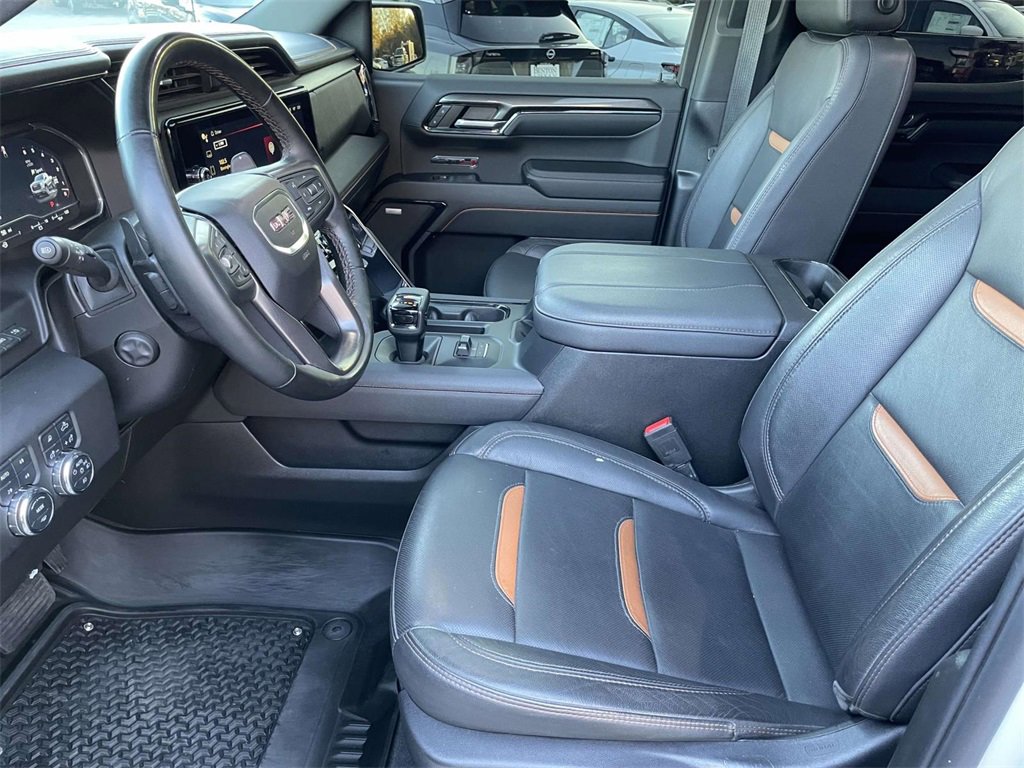 Used 2024 GMC Sierra 1500 AT4 w/ Technology Package image 14