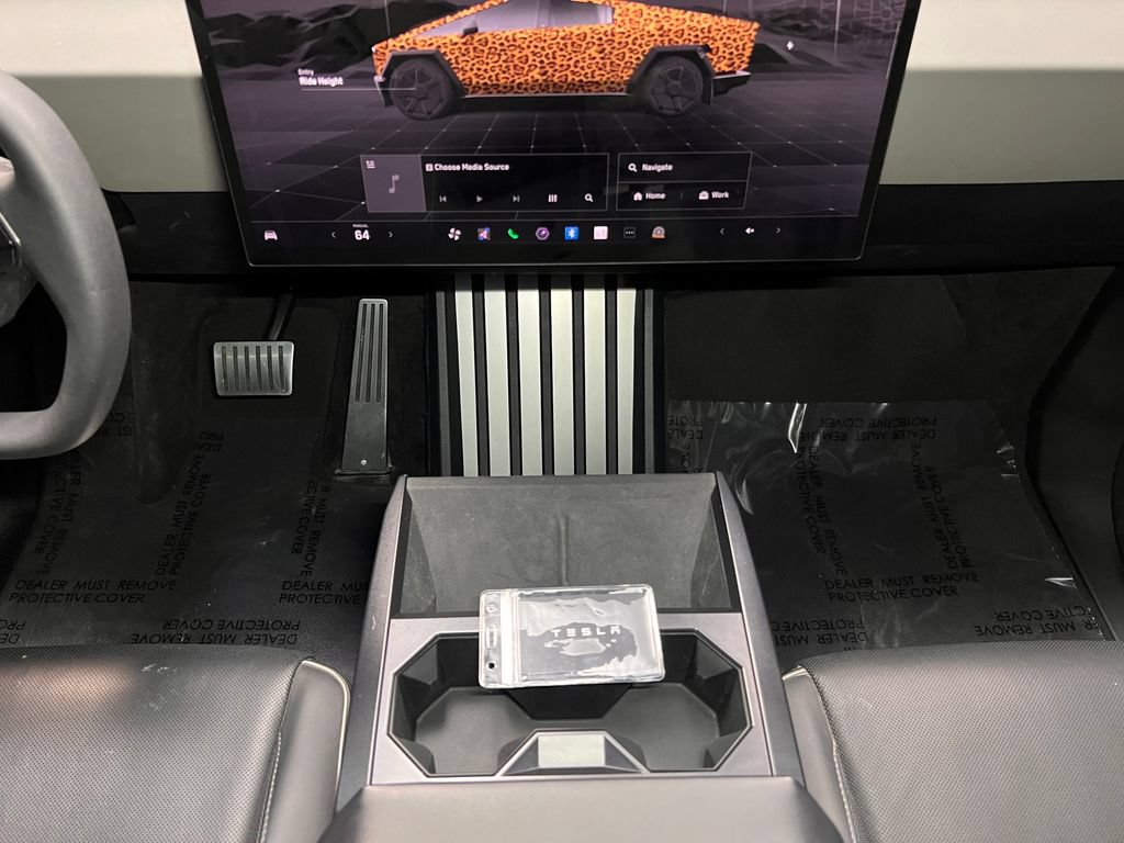 Used 2024 Tesla Cybertruck Cyberbeast AWD/4WD image 17