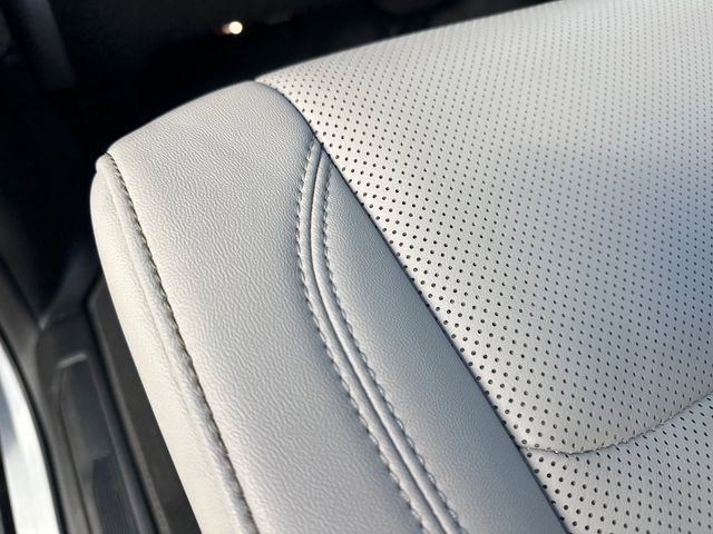 Used 2024 Jeep Wagoneer 2WD w/ Convenience Group I image 15