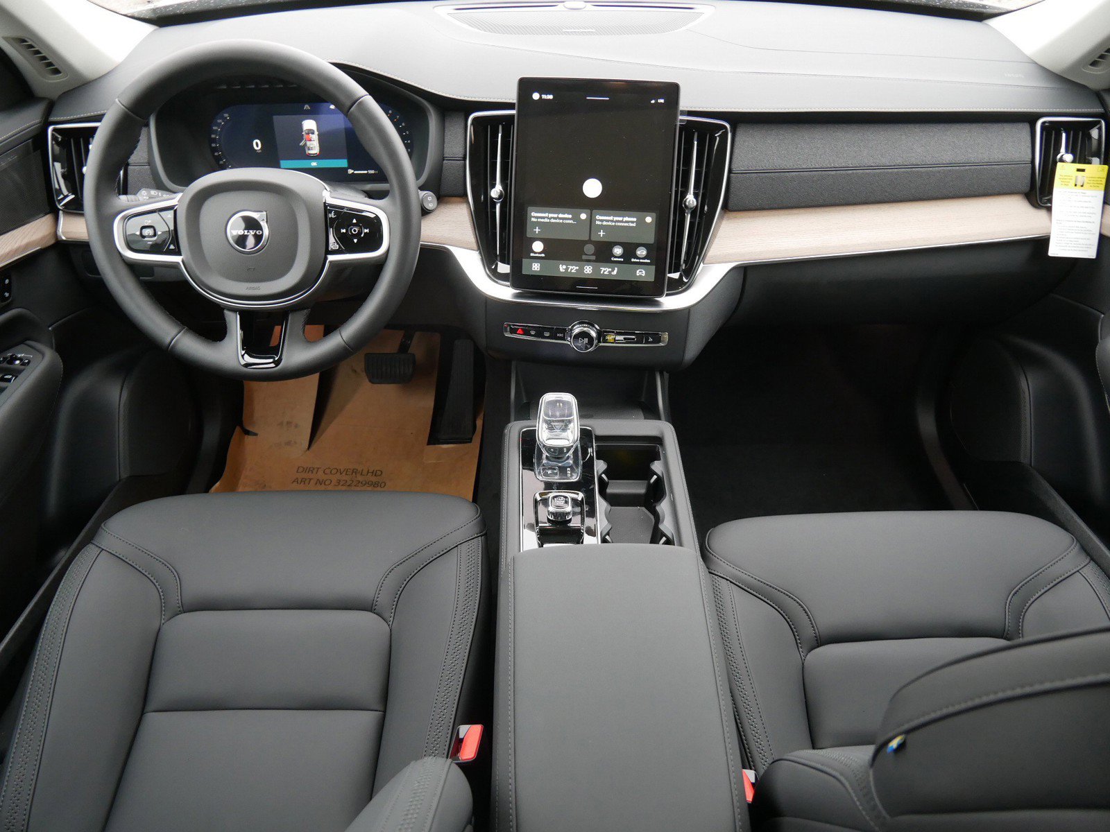 New 2026 Volvo XC90 B6 Plus w/ Protection Package Premier AWD/4WD image 7