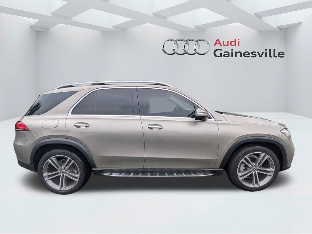 Used 2022 Mercedes-Benz GLE 350 w/ Premium Package image 3