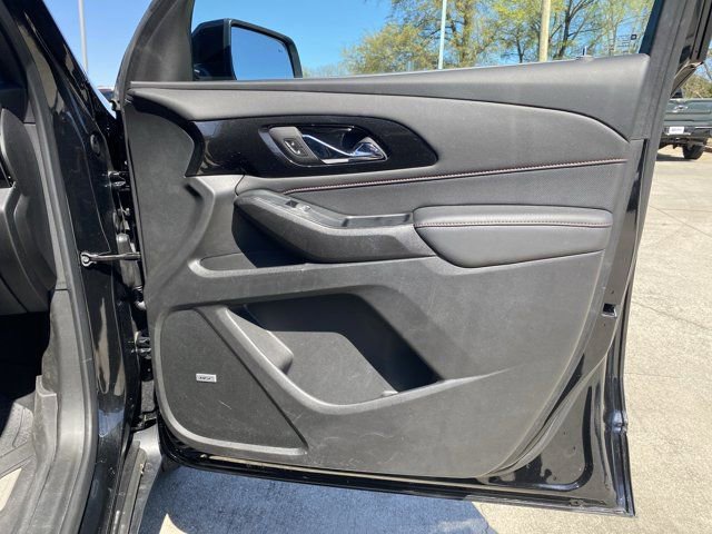 Used 2024 Chevrolet Traverse RS w/ LPO, Floor Liner Package image 24