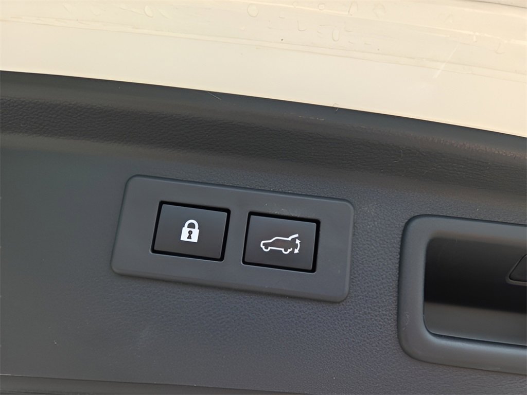 Used 2023 Subaru Forester Premium image 17