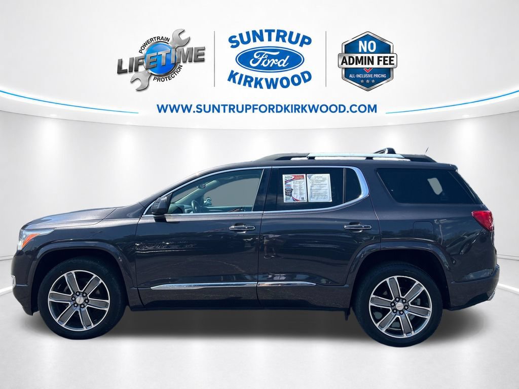 Used 2017 GMC Acadia Denali w/ Technology Package AWD/4WD image 2