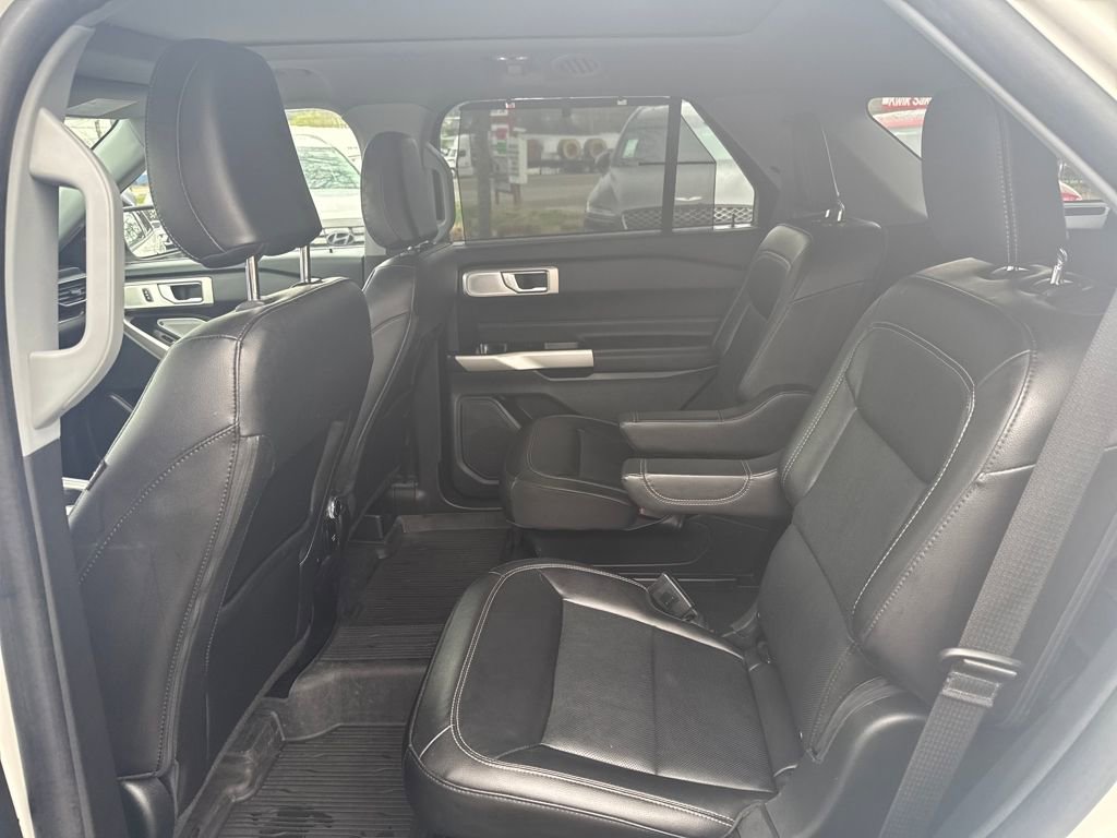 Used 2023 Ford Explorer Limited w/ Limited Technology Package image 27