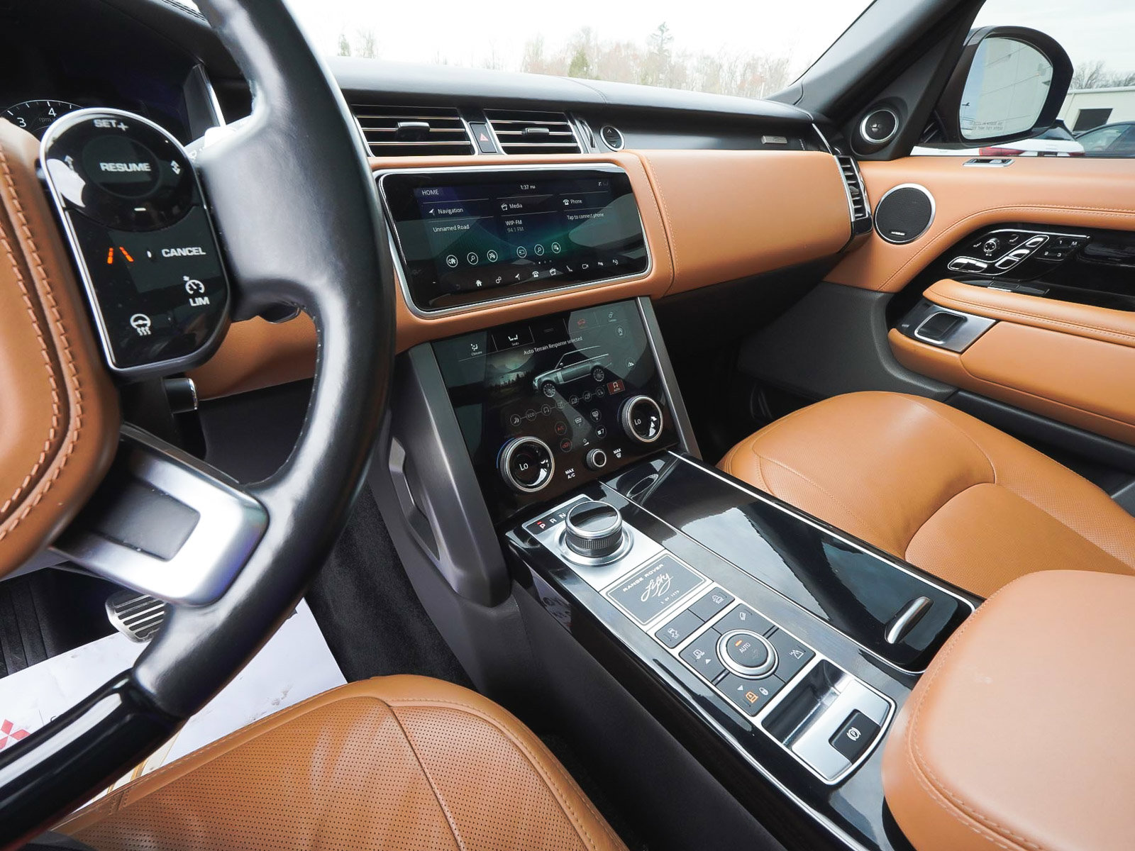 Used 2021 Land Rover Range Rover Autobiography Fifty Edition image 30