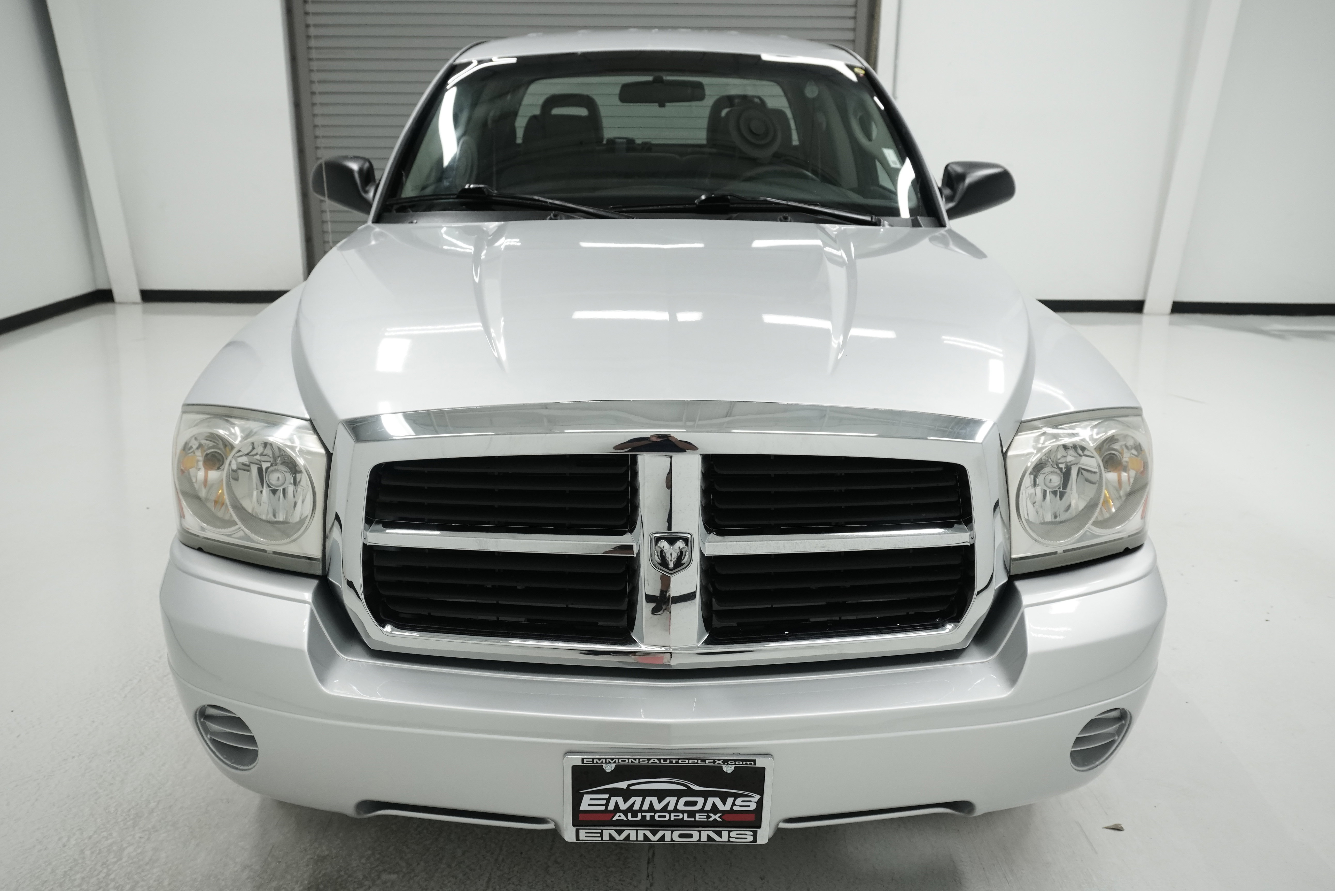 Used 2006 Dodge Dakota ST image 2