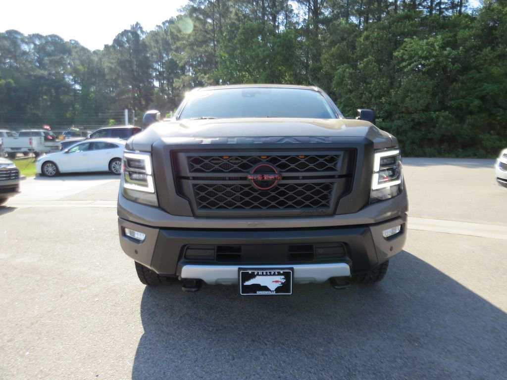 Used 2024 Nissan Titan PRO-4X w/ Pro-4x Convenience Package AWD/4WD image 4
