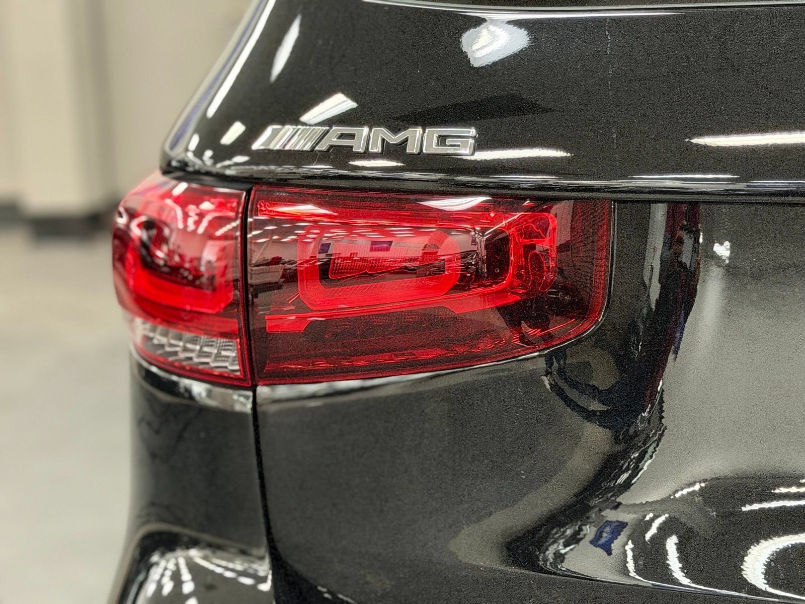 Certified 2022 Mercedes-Benz GLB 35 AMG 4MATIC image 14