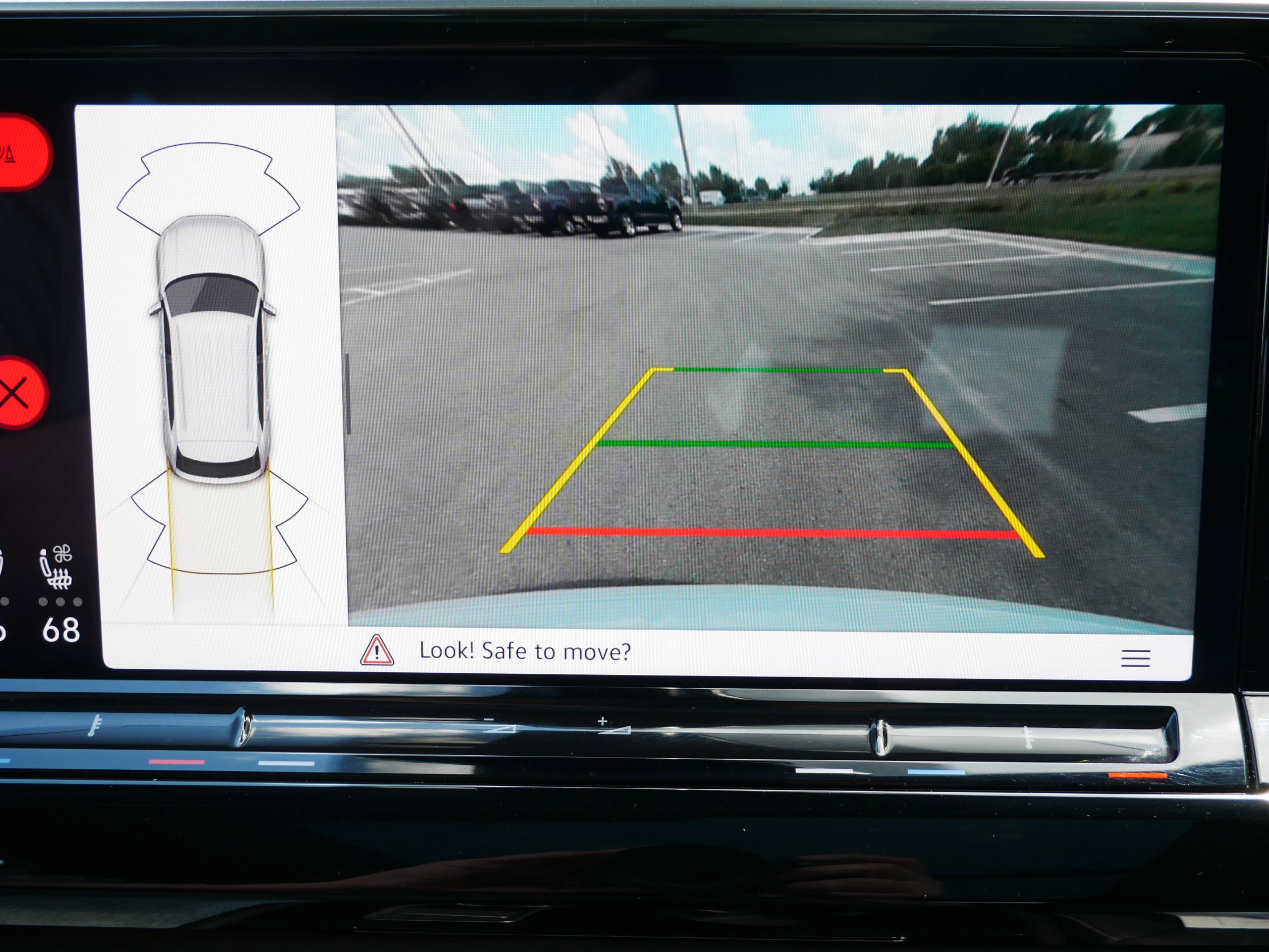 Certified 2024 Volkswagen Atlas Cross Sport SEL R-Line image 18