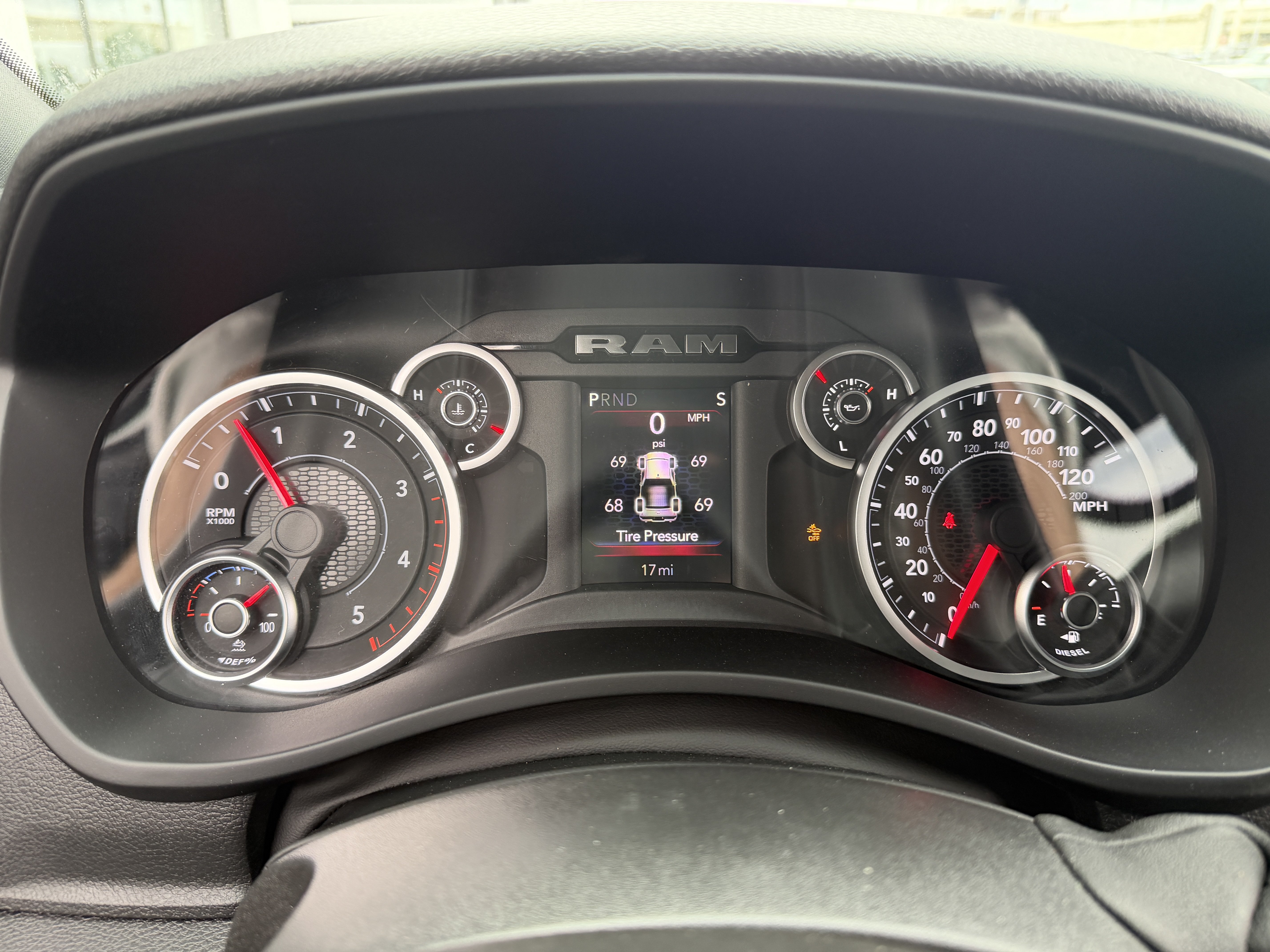 New 2026 RAM 2500 Tradesman AWD/4WD image 39