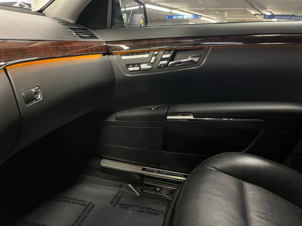 Used 2012 Mercedes-Benz S 550 4MATIC image 32