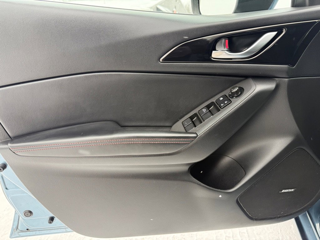 Used 2014 MAZDA MAZDA3 s Touring image 31