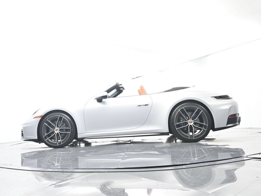 Certified 2026 Porsche 911 Carrera RWD image 55