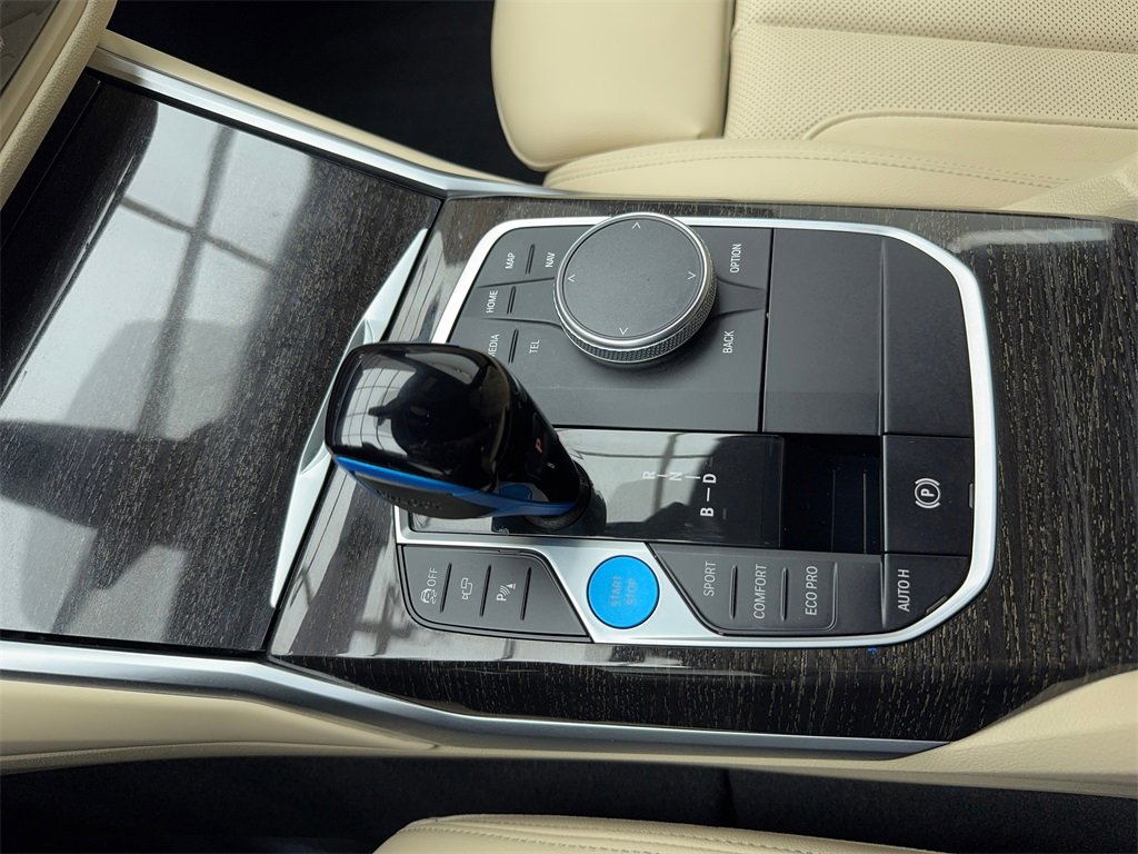 Used 2022 BMW i4 eDrive40 w/ Premium Package image 34