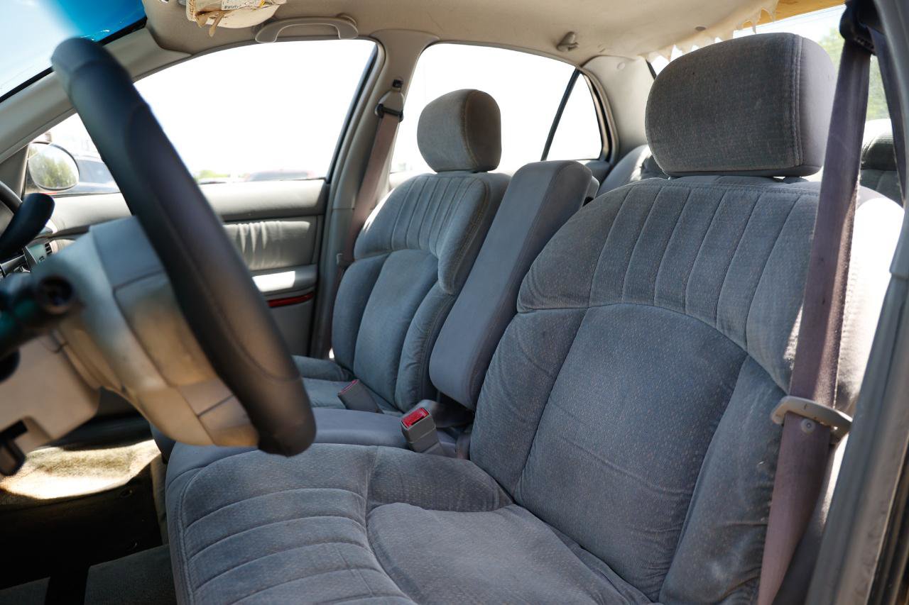 Used 2001 Buick Century Custom w/ Premium Pkg FWD image 6