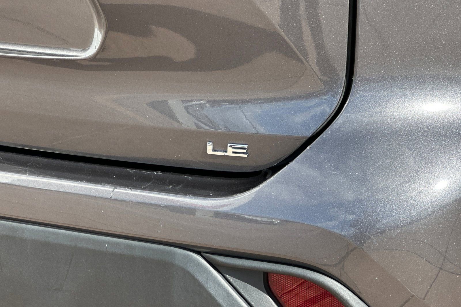 Used 2023 Toyota Highlander LE image 36