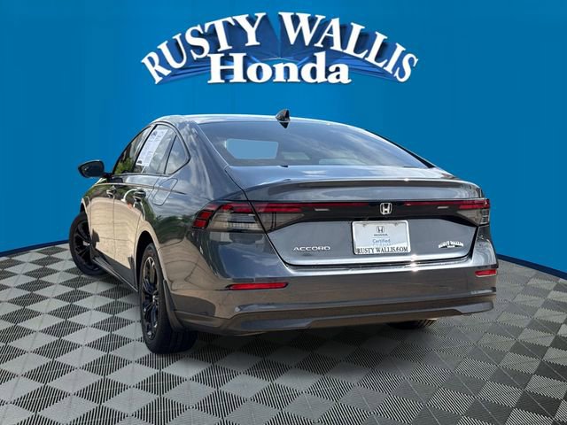 Certified 2025 Honda Accord SE image 3