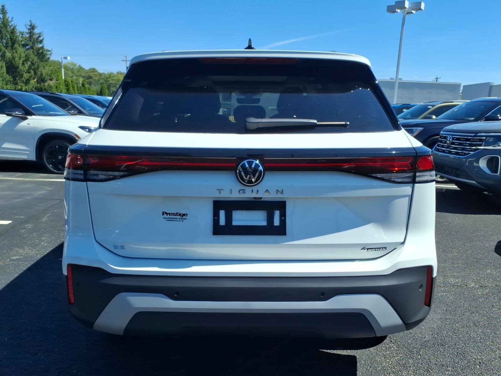New 2026 Volkswagen Tiguan SE AWD/4WD image 4
