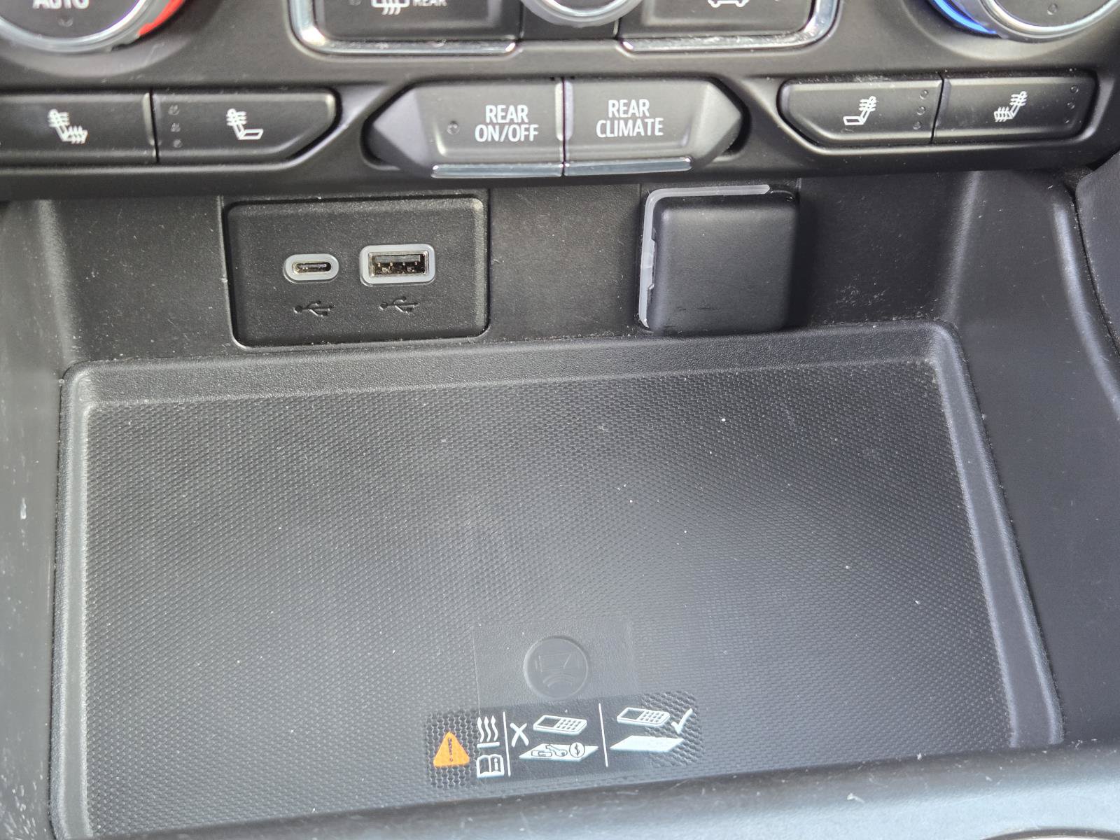 Used 2023 Chevrolet Tahoe LT RWD image 12