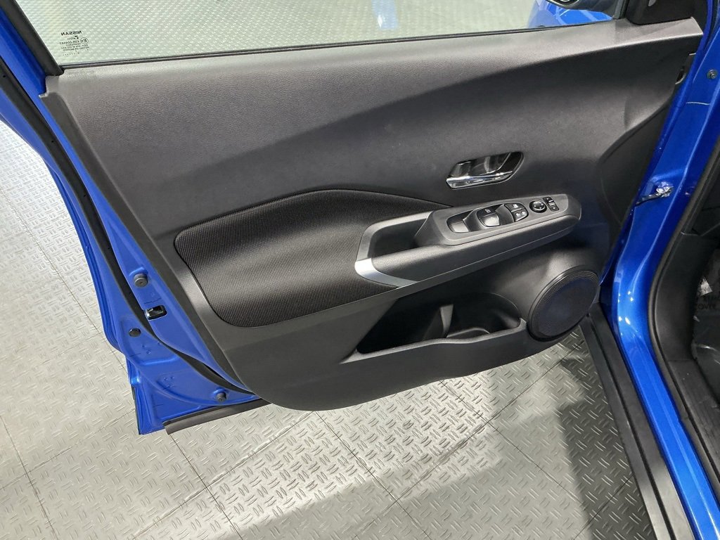 Used 2023 Nissan Kicks SV image 23