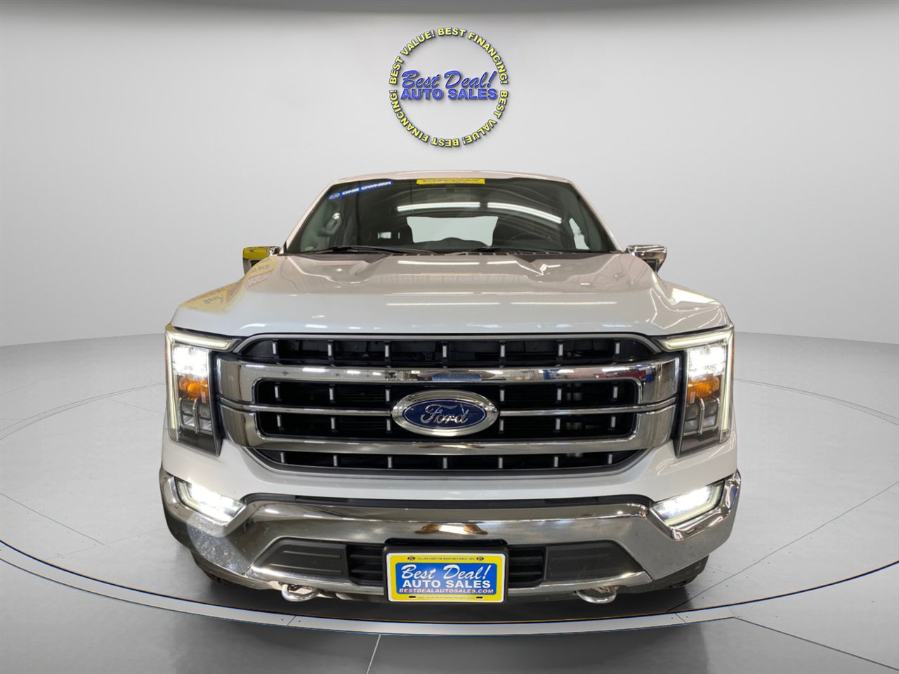 Used 2022 Ford F150 Lariat image 2
