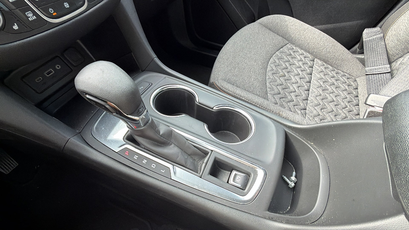 Used 2024 Chevrolet Equinox LT FWD image 31