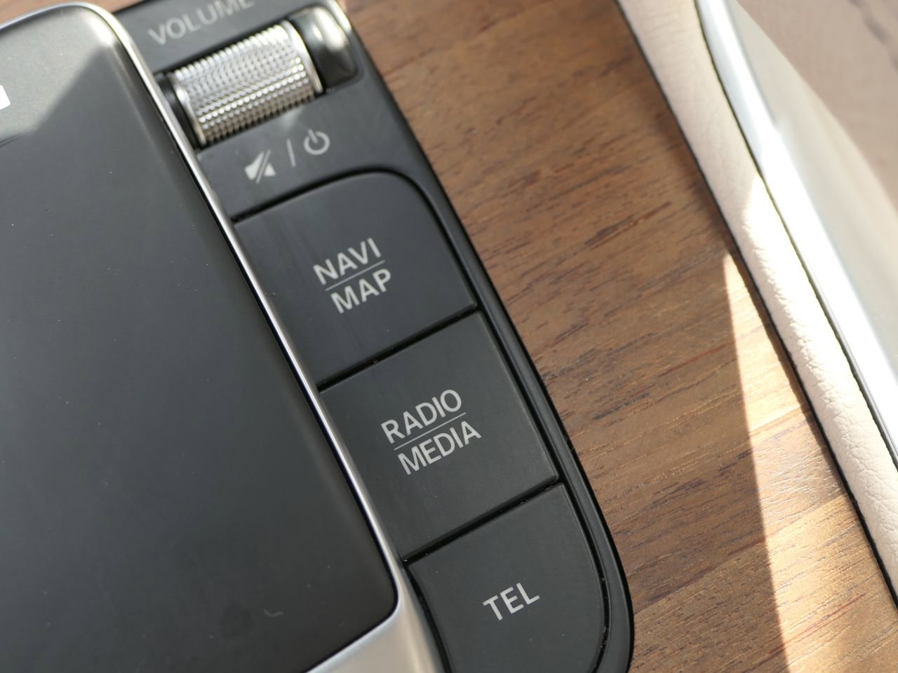 Used 2024 Mercedes-Benz GLE 450 4MATIC image 29