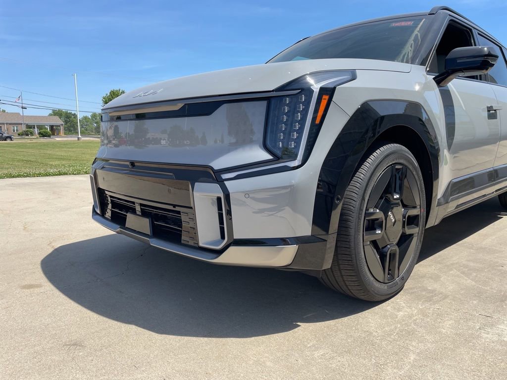 New 2026 Kia EV9 GT-Line AWD/4WD image 17