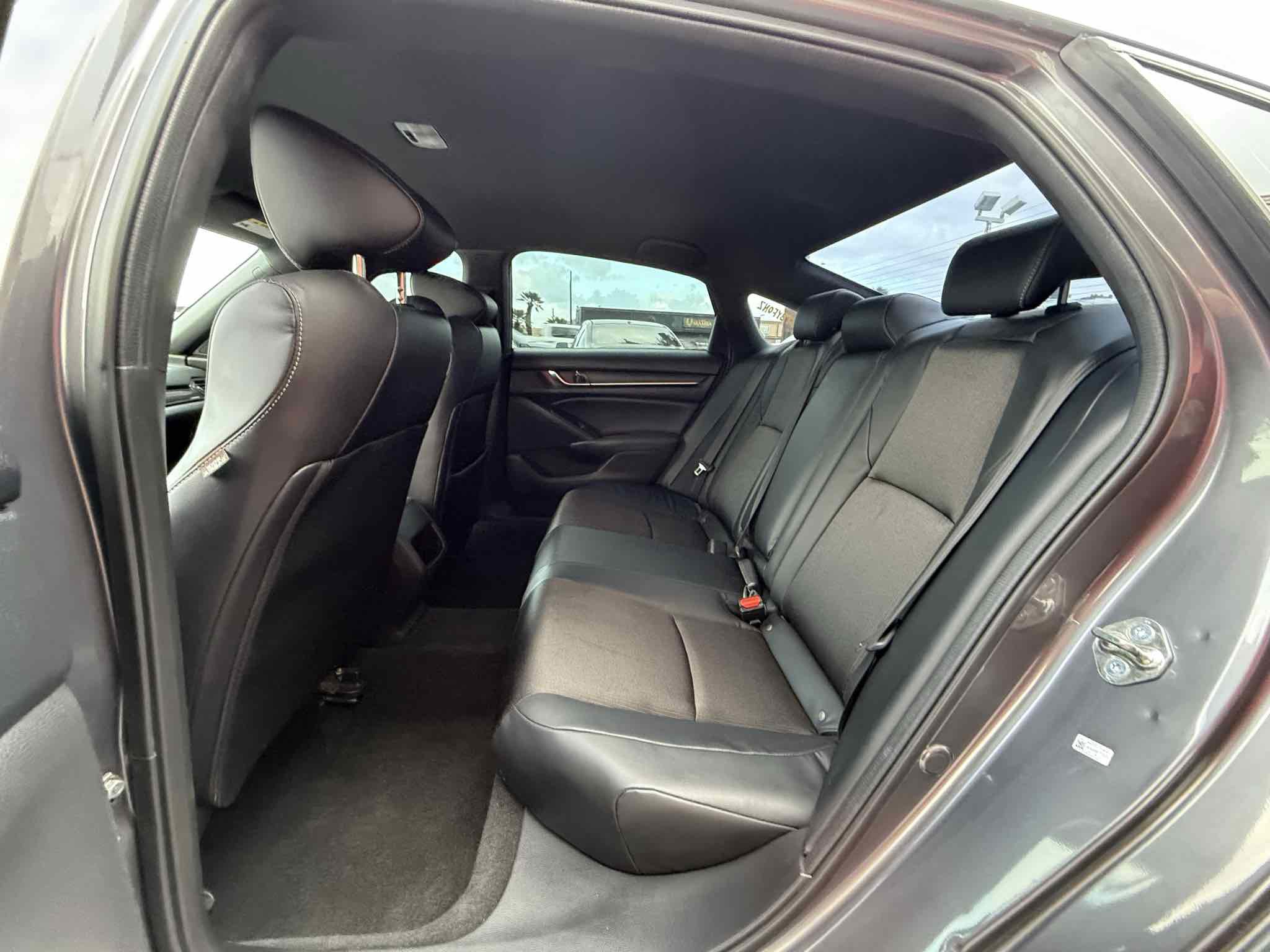Used 2018 Honda Accord Sport image 64
