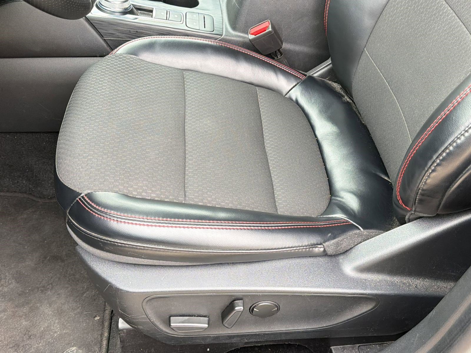 Used 2024 Ford Escape ST-Line w/ Cold Weather Package image 14