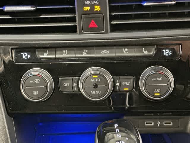 Used 2023 Volkswagen Jetta SEL FWD image 17